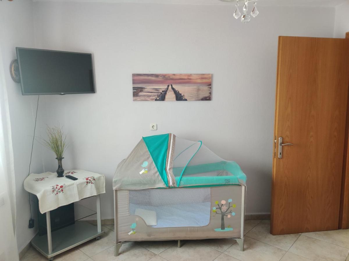 Prinos Apartment Bagian luar foto