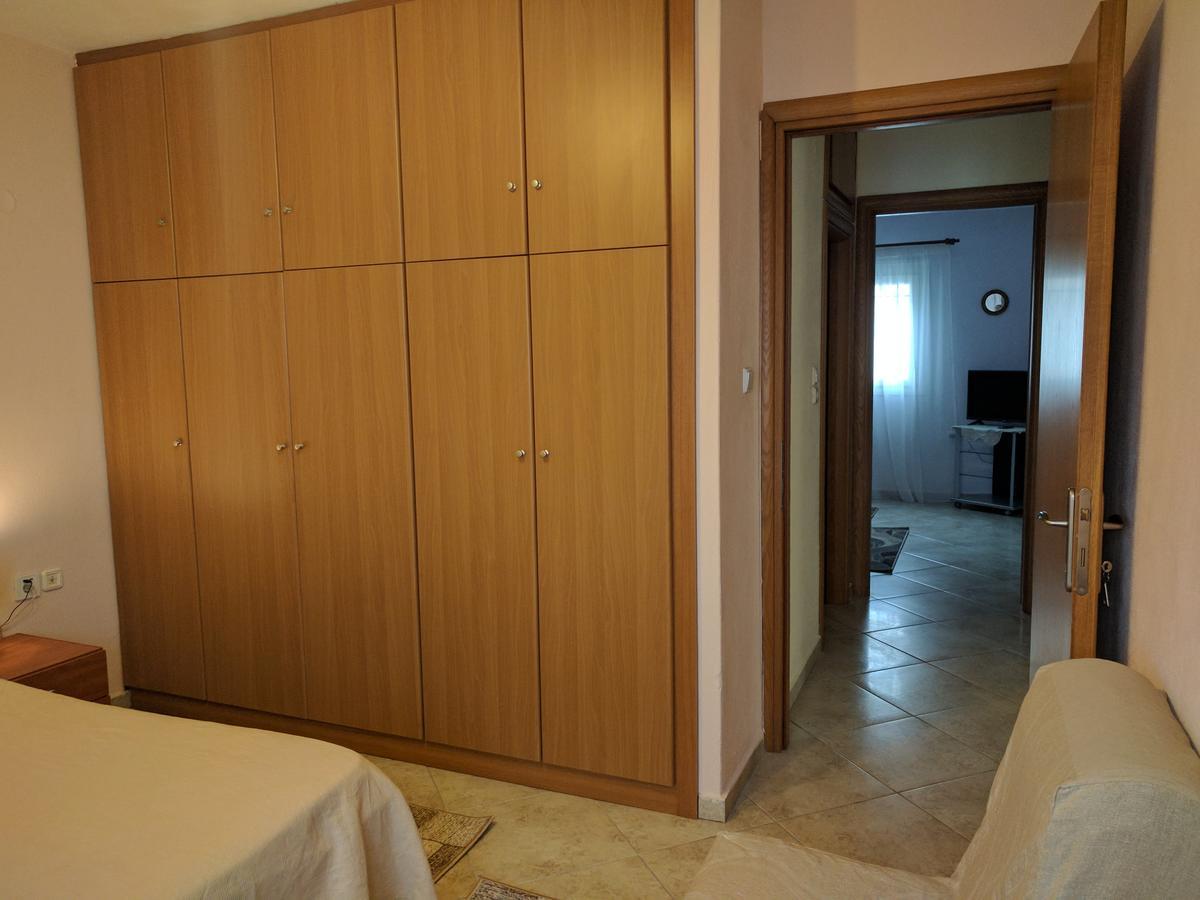Prinos Apartment Bagian luar foto